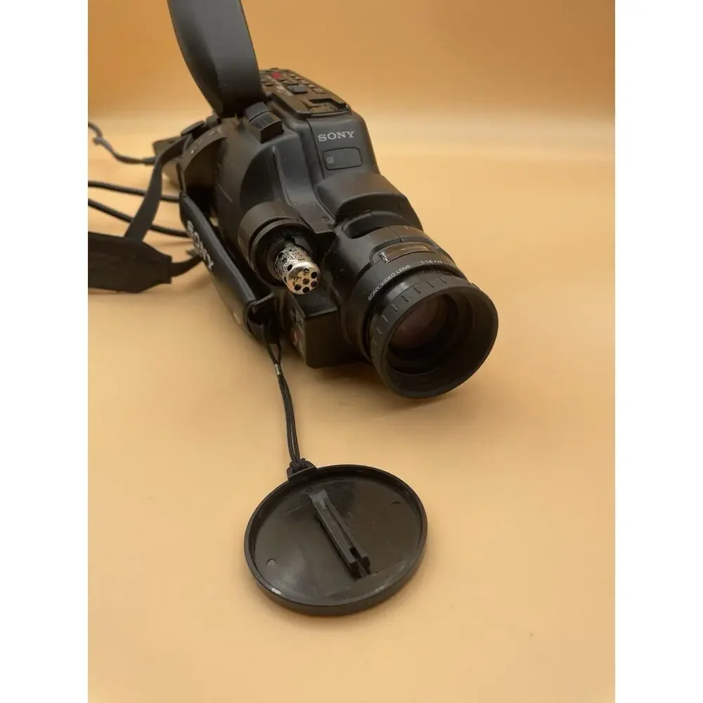 Sony handycam video8
